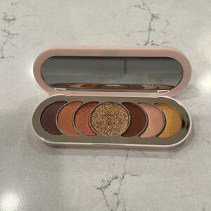 New! Rare beauty pallet